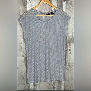 Tahari Linen Blouse Sleeveless/cap Buttons On  Back Striped Blue/White
